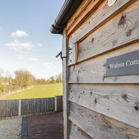 Walnut Cottage Стратфорд-апон-Эйвон Экстерьер фото