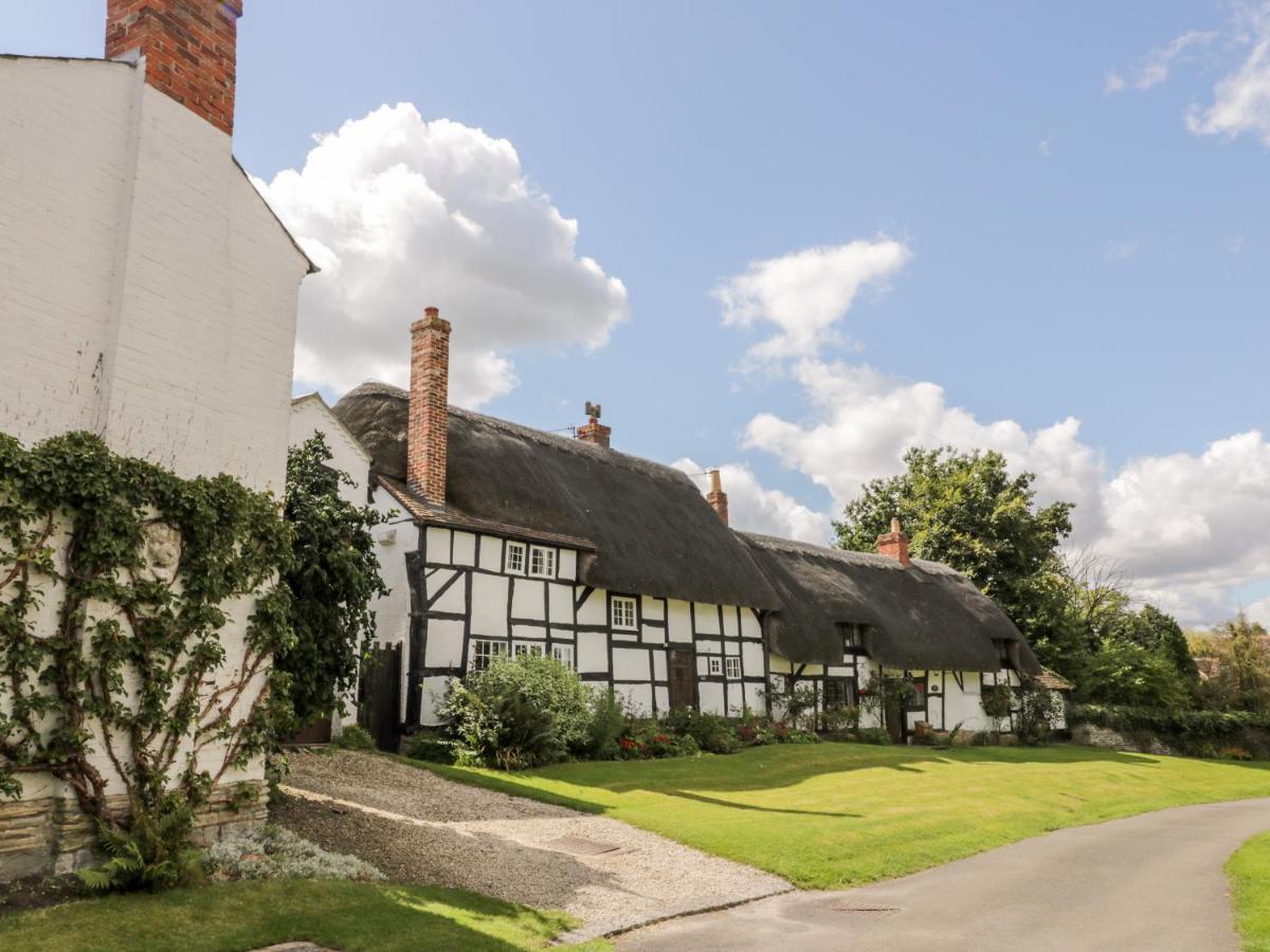 Walnut Cottage Стратфорд-апон-Эйвон Экстерьер фото